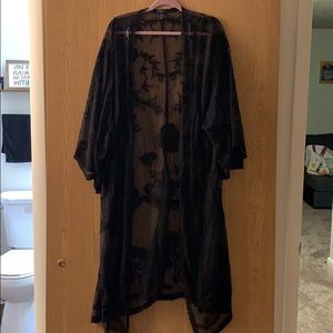 Black lace kimono